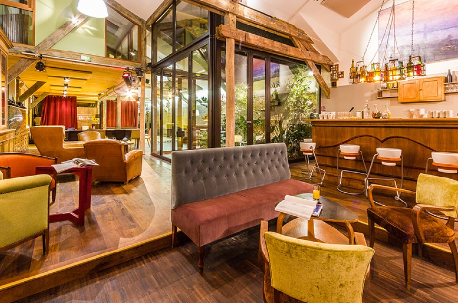 salle de réception à Paris avec jardin